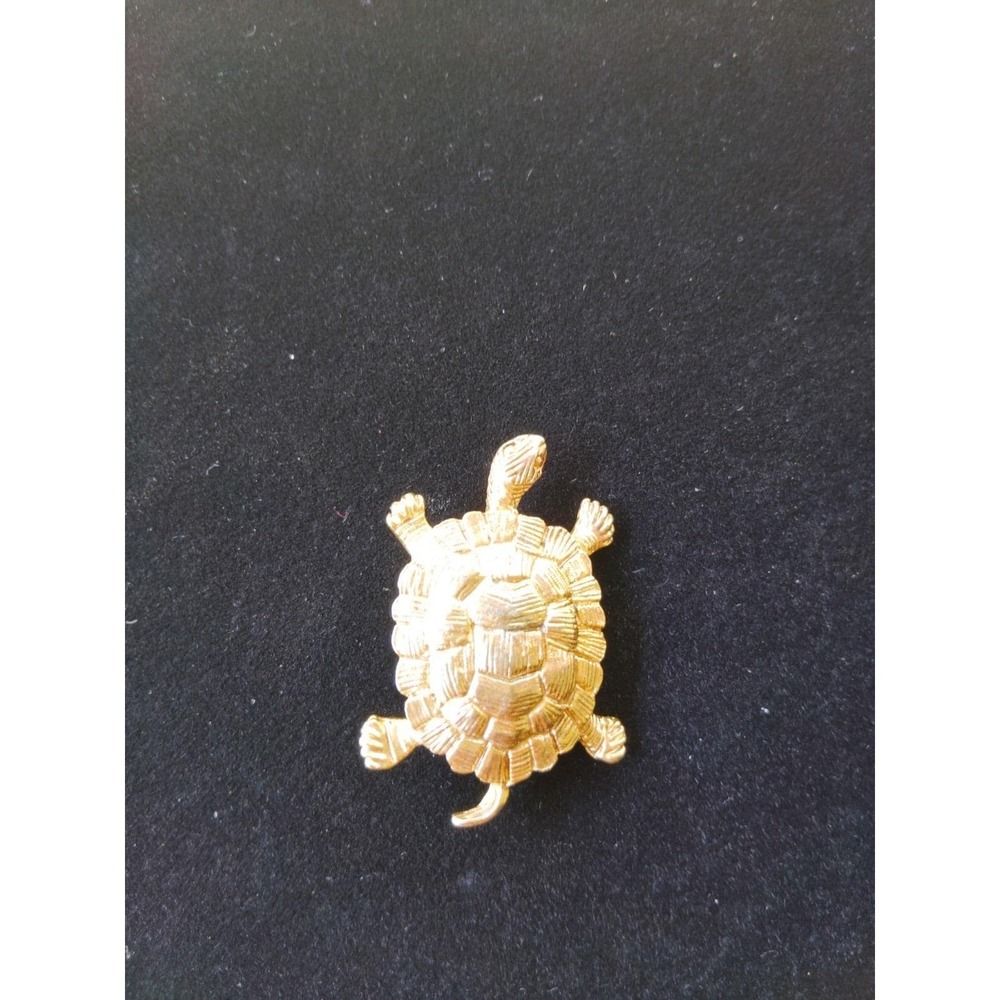 gold toned turtle pin